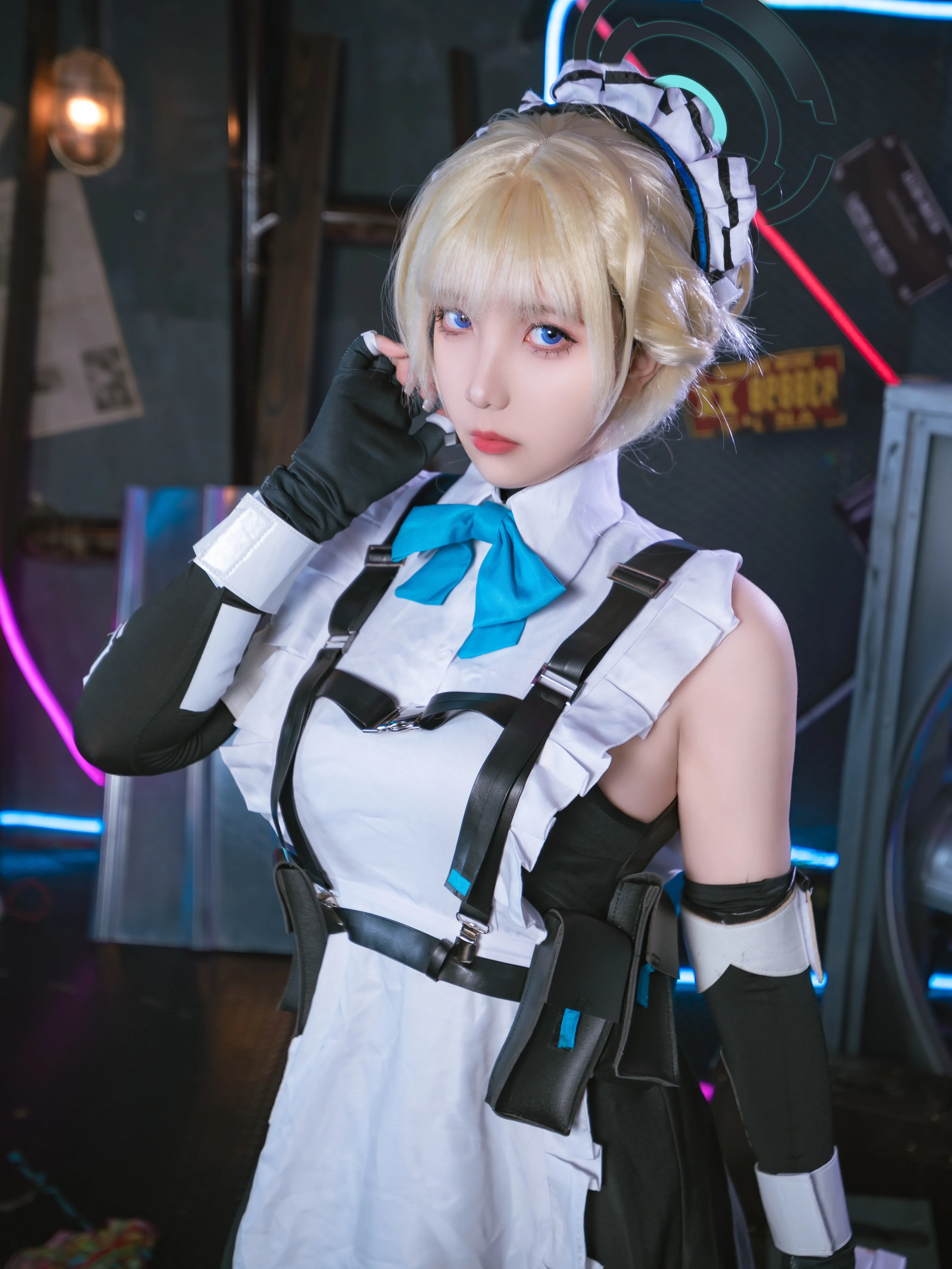 小和甜酒  cosplay Asuma Toki – Blue Archive